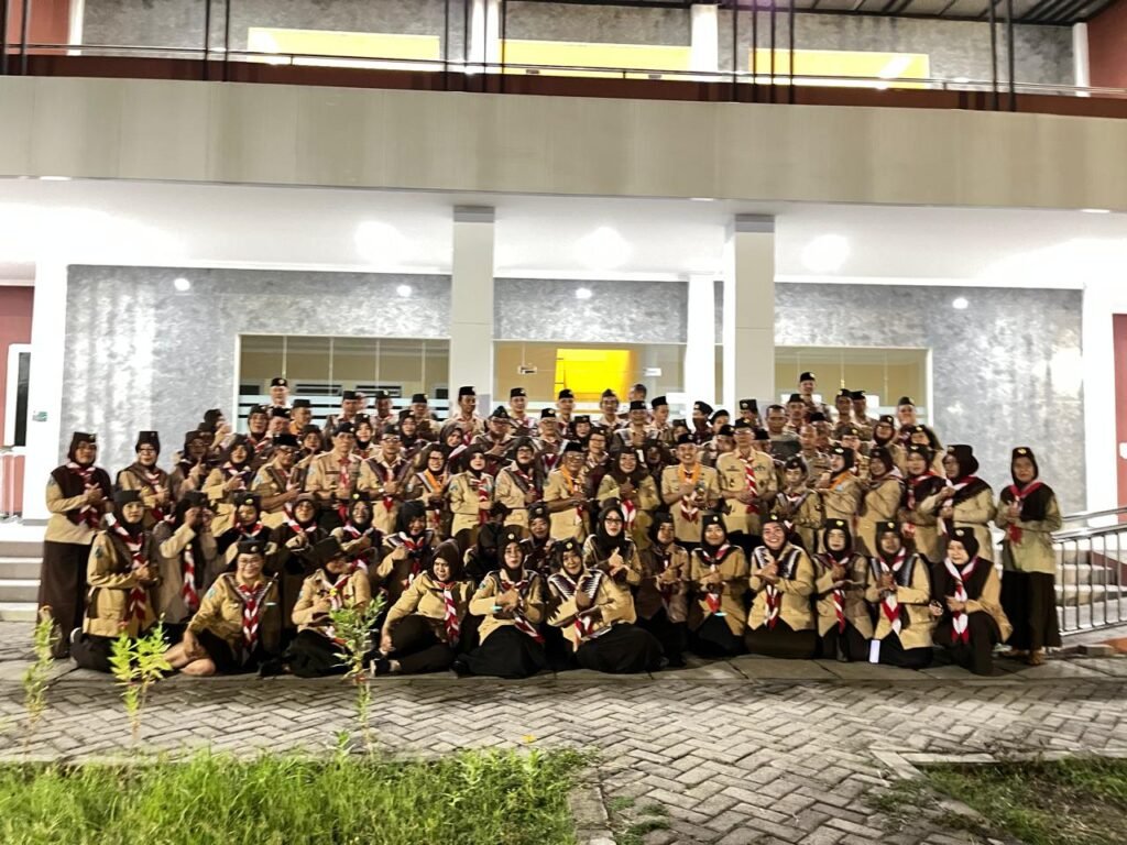 3 warta lencana