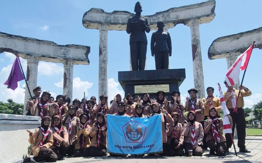 81 Anggota Baru Menapak Jejak Sejarah Kota Pahlawan, Diklat SWBB Surabaya Gelar Walking Tour Situs Bersejarah swbb3