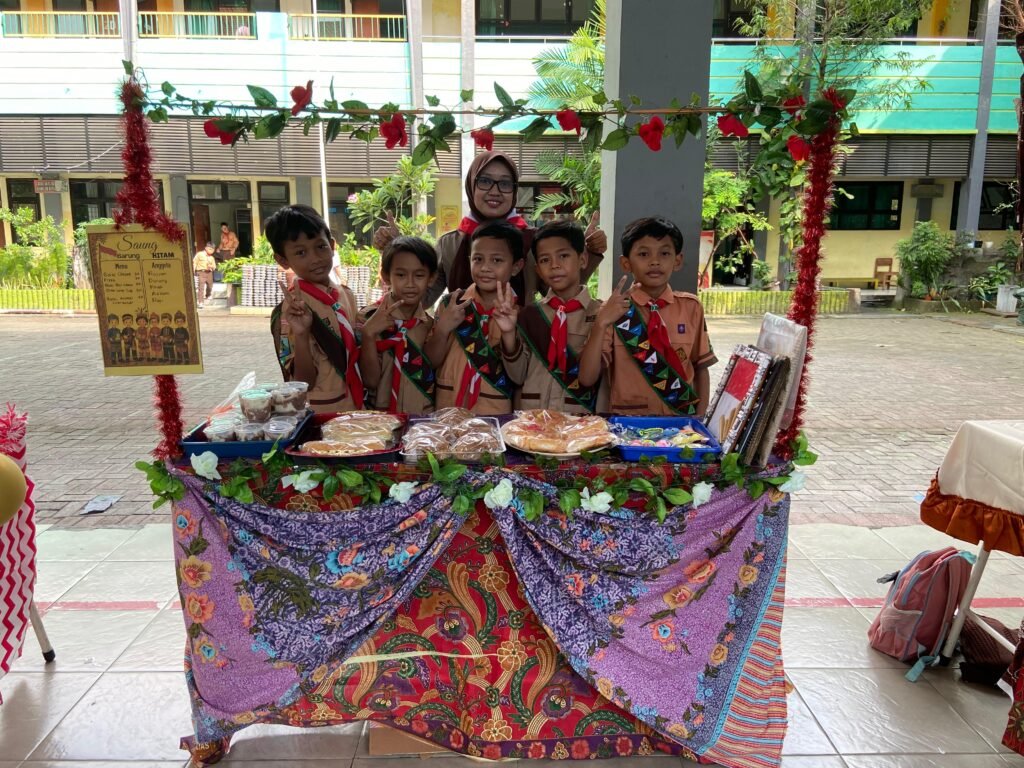 Bazar Garuda 2026 SDN Dr Sutomo I/323 Surabaya, Kreativitas Siaga Tampil Unik Lewat Booth Tradisional sdtomo1